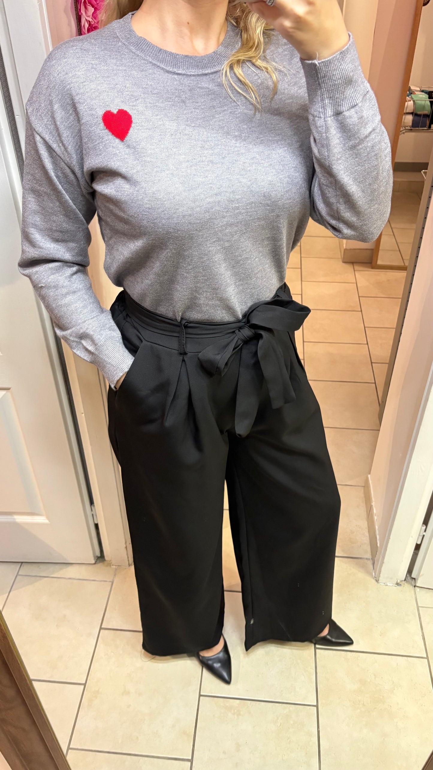 Pull à cœur gris