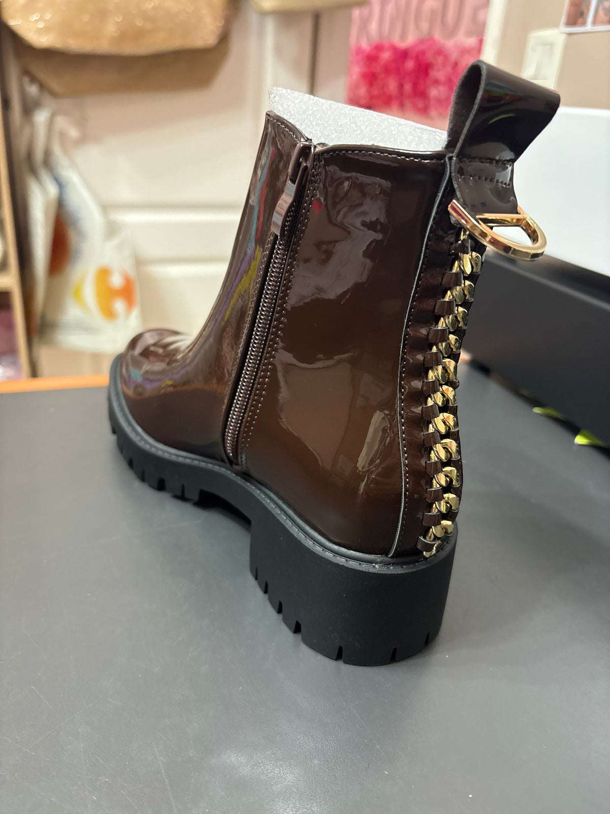 Bottines vernis choco