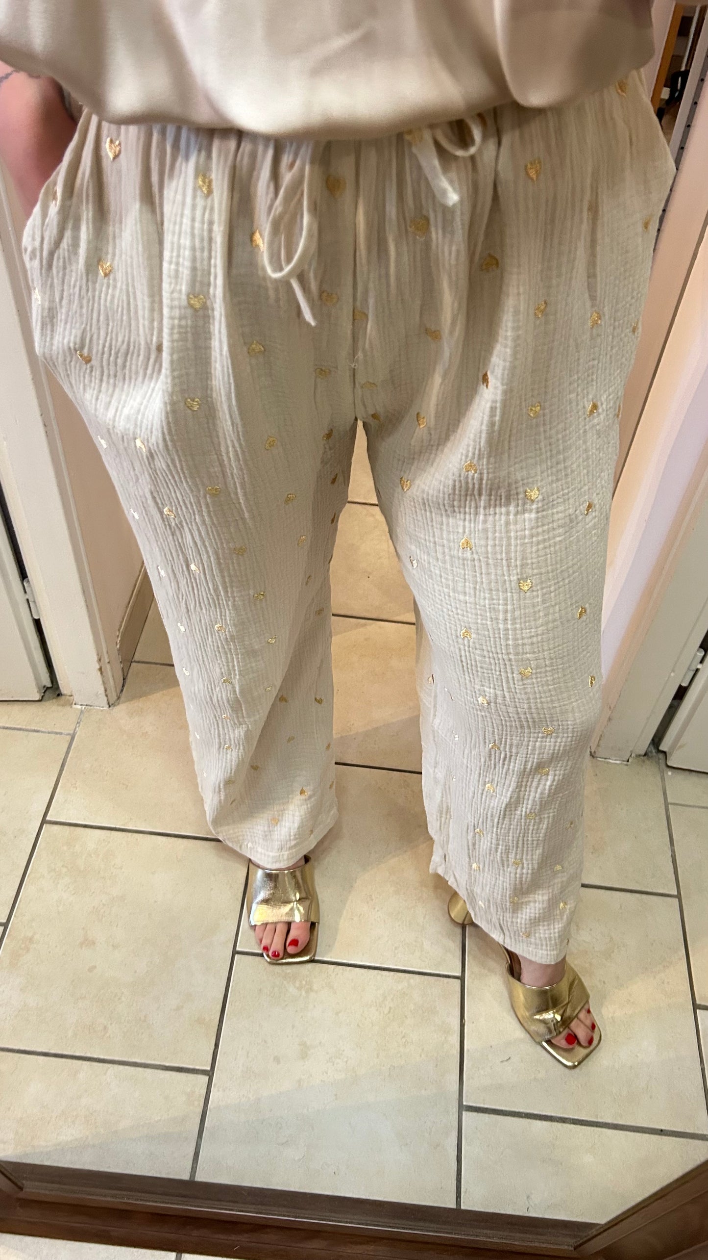 Pantalon à cœur doré