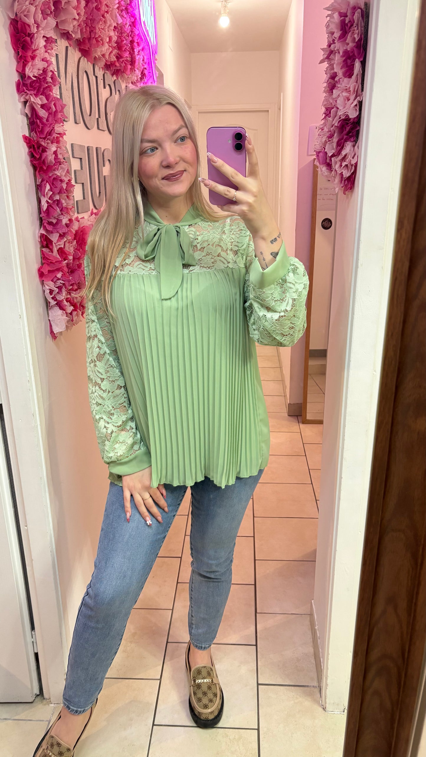 Chemisier plissé vert d’eau