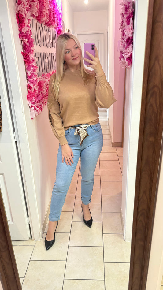 Pull à détail camel