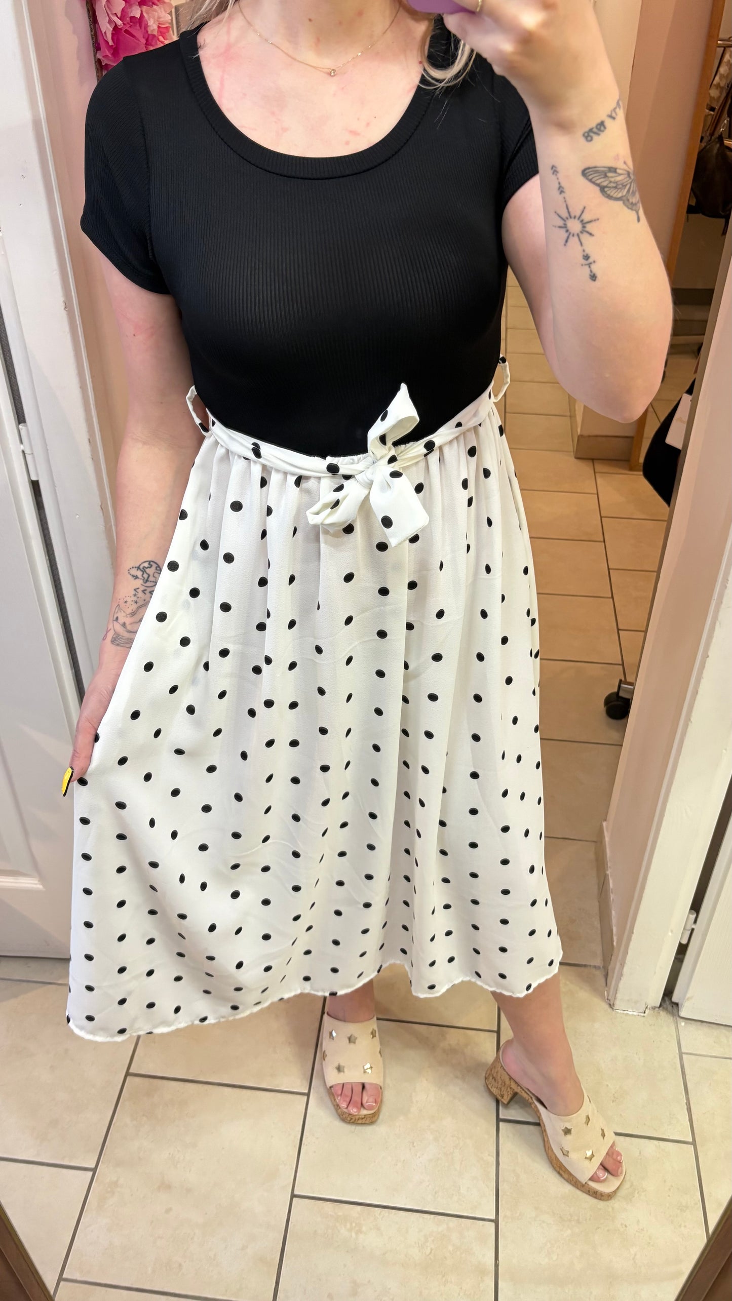 Robe mi longue à pois