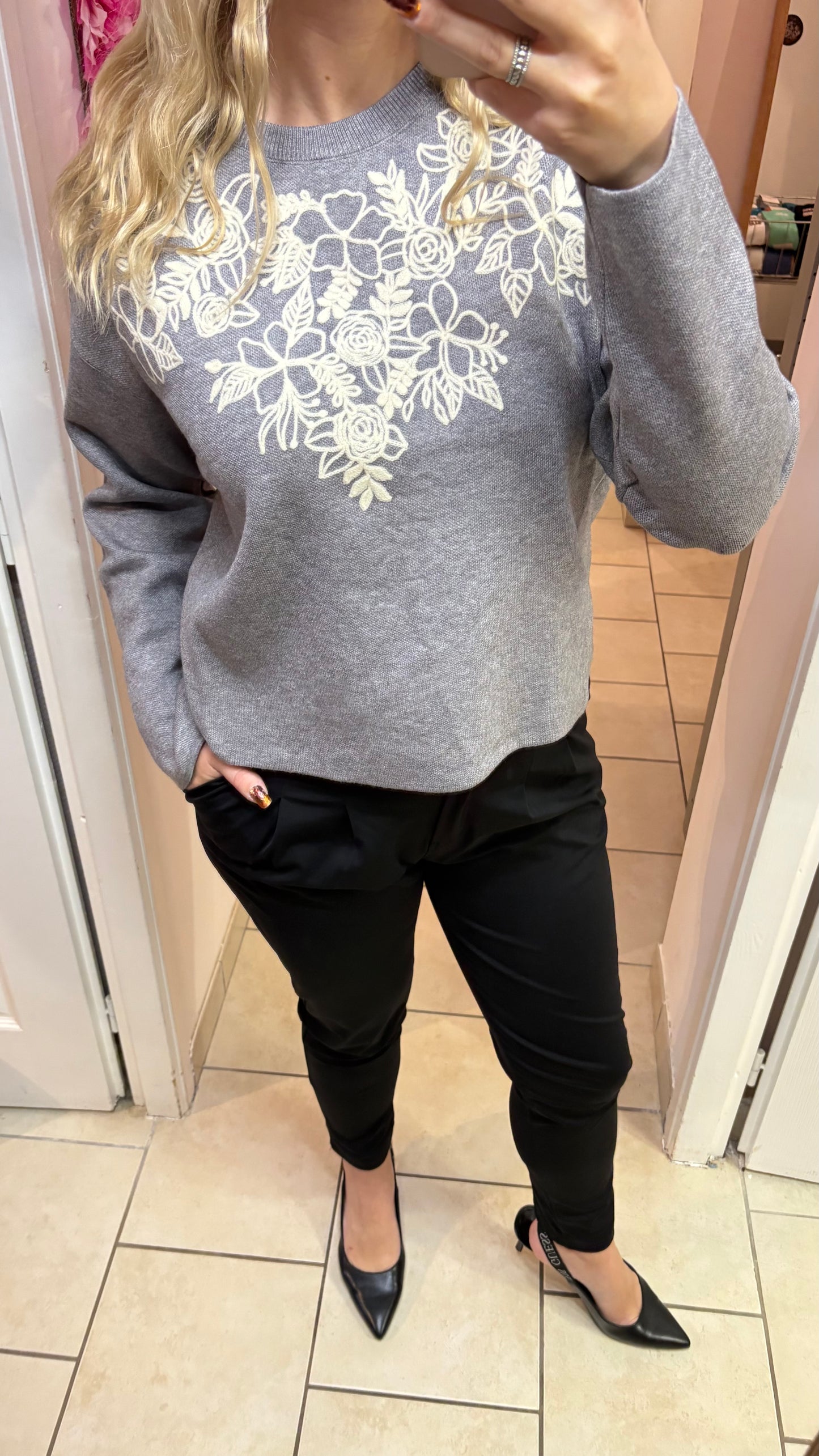 Pull gris