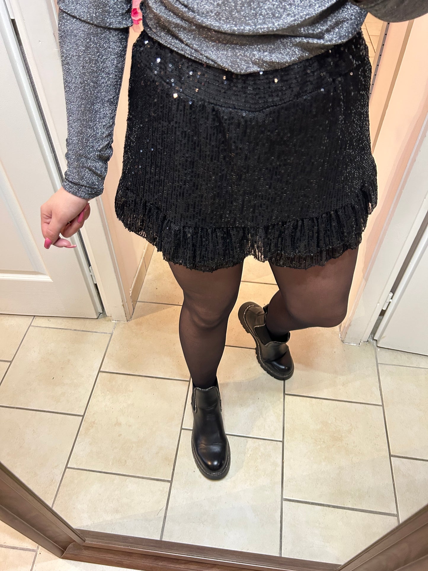 Jupe short à sequins