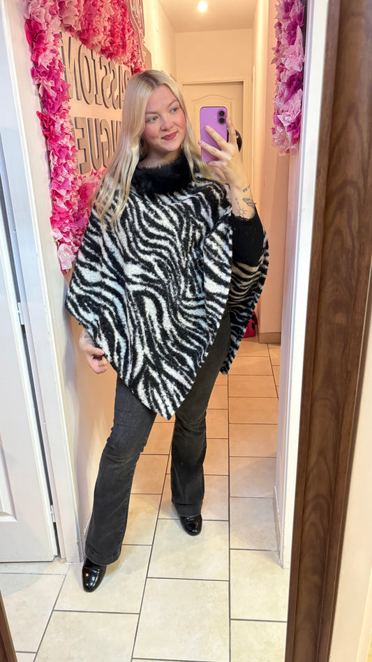 Poncho zébrés blanc et noir