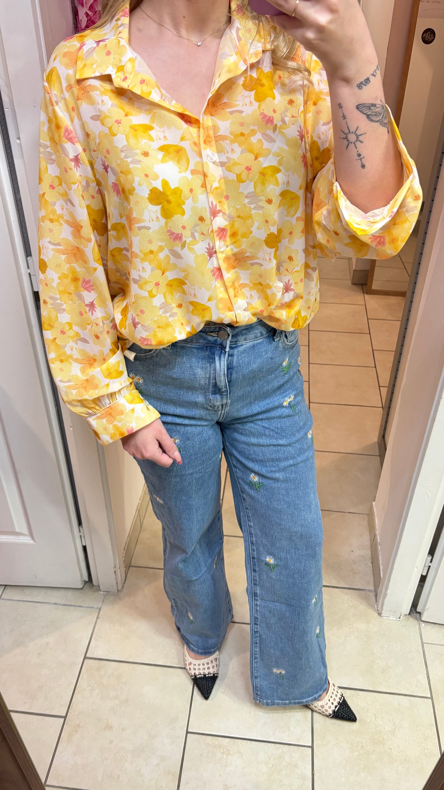 Chemisier jaune fleuri